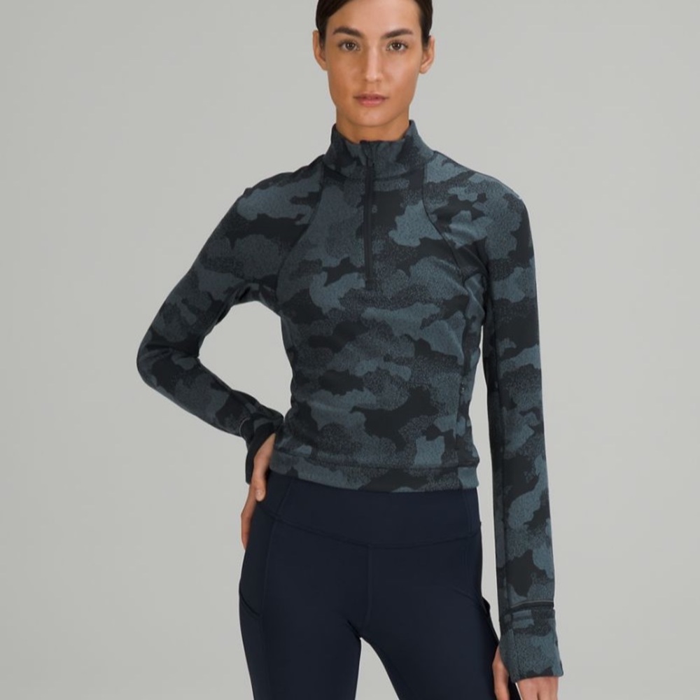 It’s rulu run cropped half zip size 10 new with tags. Lululemon